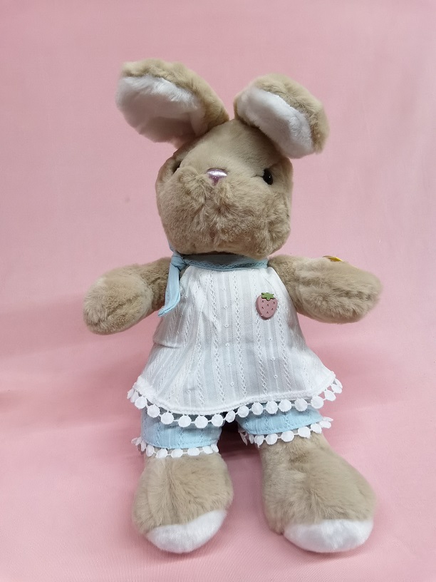CONEJA VESTIDO BLANCO